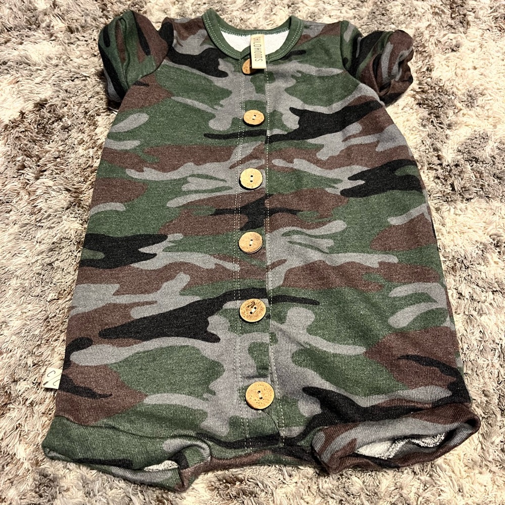 Childhoods Clothing Dark Camo Romper